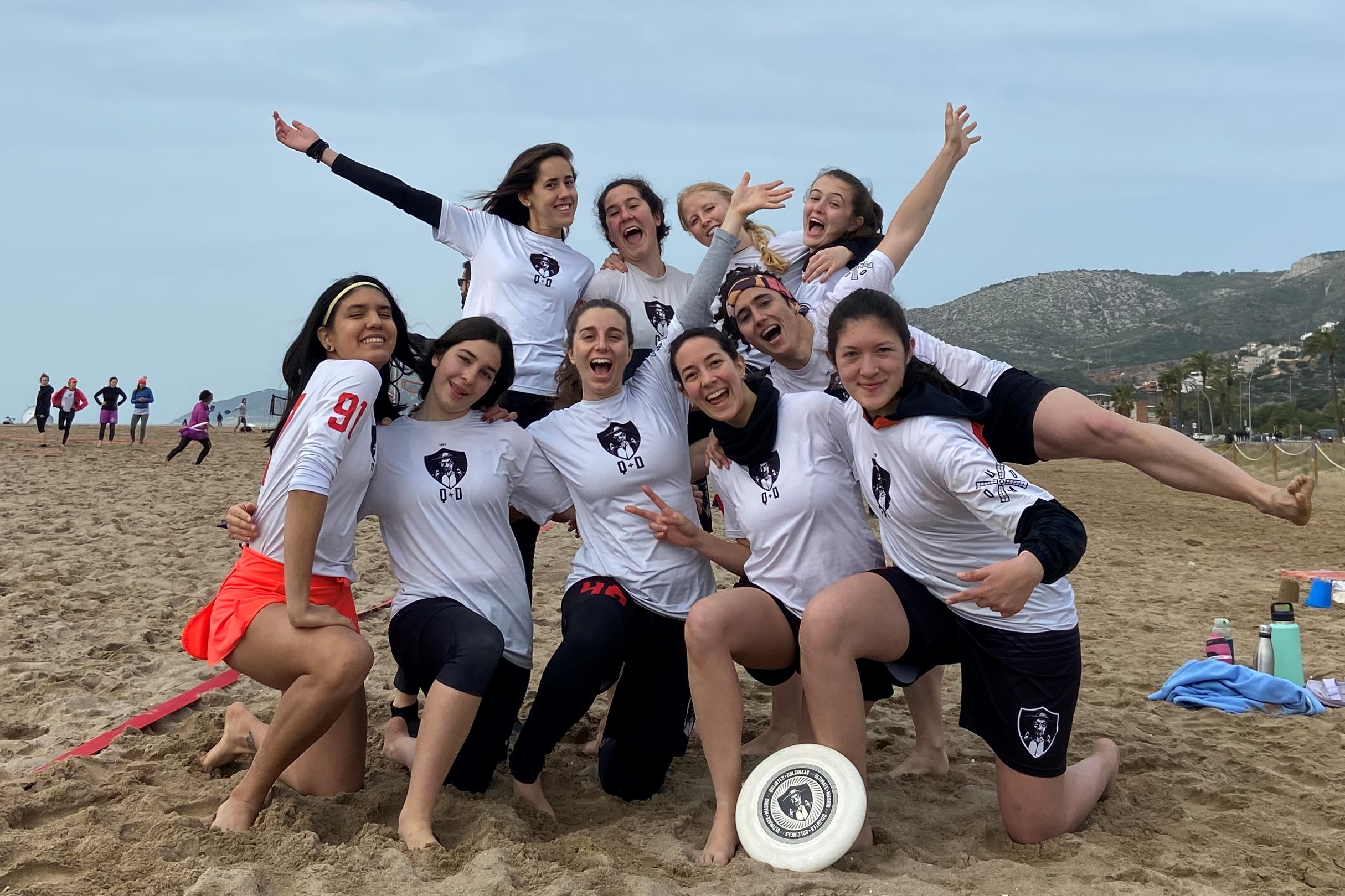 Las Dulcineas en el Campeonato de España de Beach Ultimate 2022 en Castelldefels