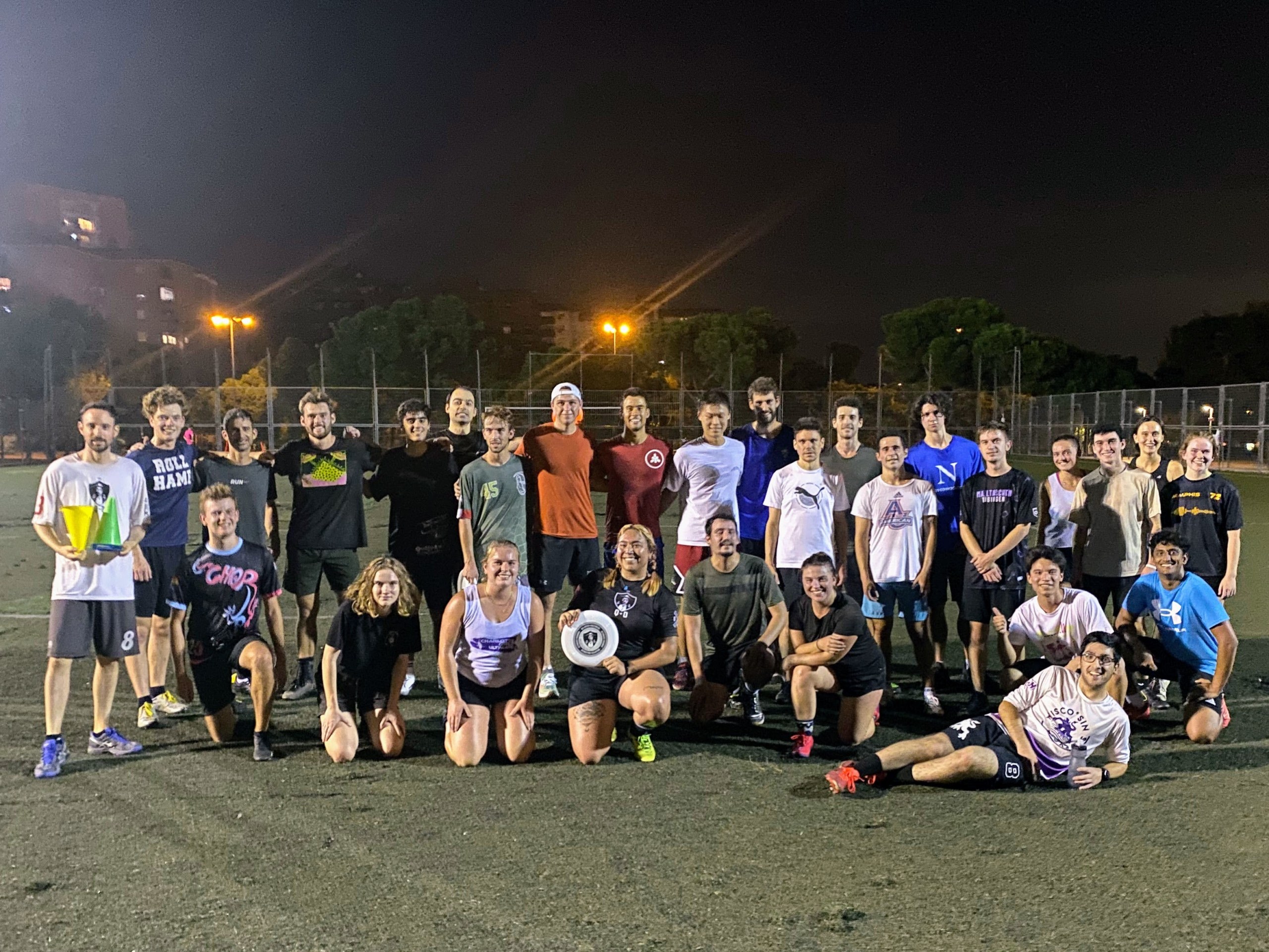 Entrenamiento de iniciación al Ultimate en Aluche