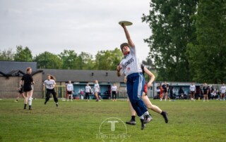 Dulcineas en acción en el Tom's Tourney 2026 de ultimate frisbee en Brujas
